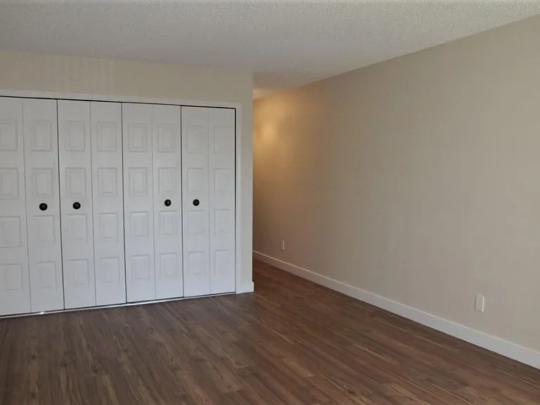 1800 Old Meadow Rd #806 — Photo 21