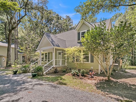 2nd image of 2895 Fagan Way