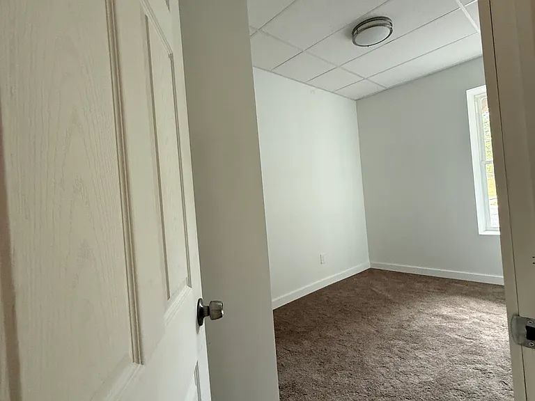 634 Hillsboro St #1-4 — Photo 2