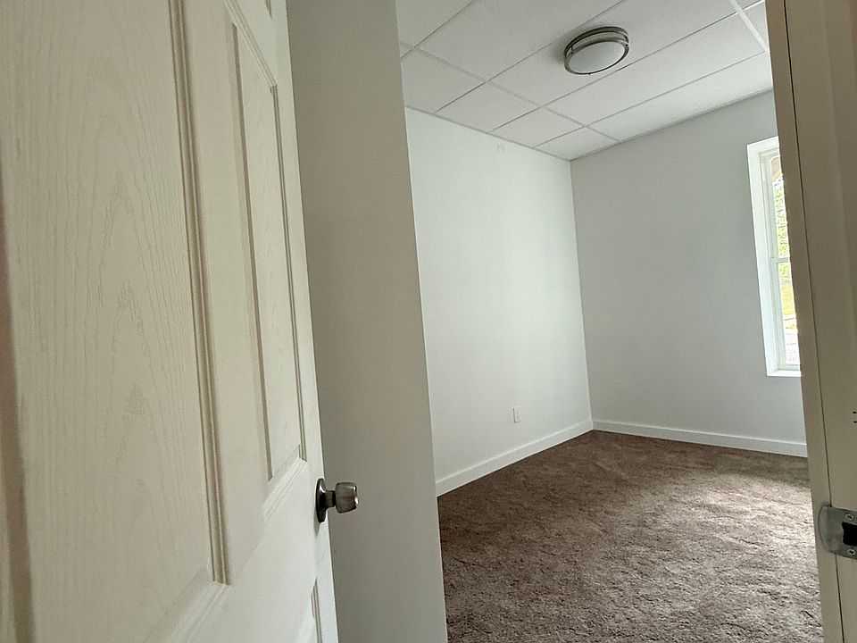 2nd image of 634 Hillsboro St #1-4