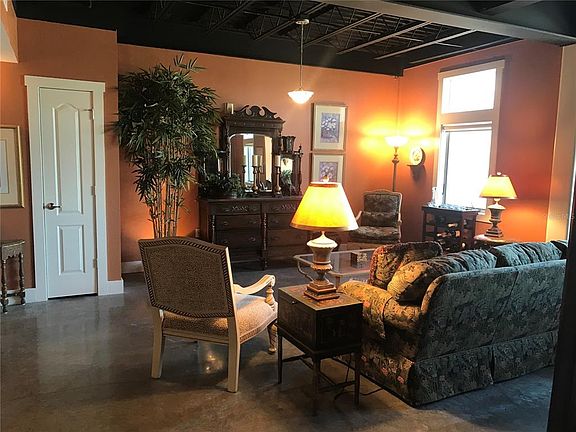 5th image of 125 N KENTUCKY AVENUE #203