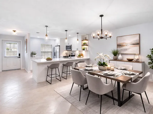 393 Bennington Lane #393, Lake Worth, FL 33467