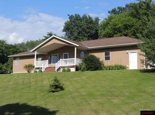 151 Limestone Ln, Mankato, MN 56001