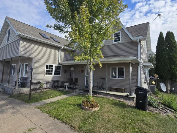 235 Main St, Bennett, IA 52721