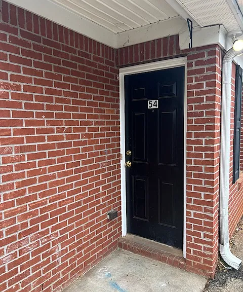 54 Oak Park Dr #54 — Photo 1