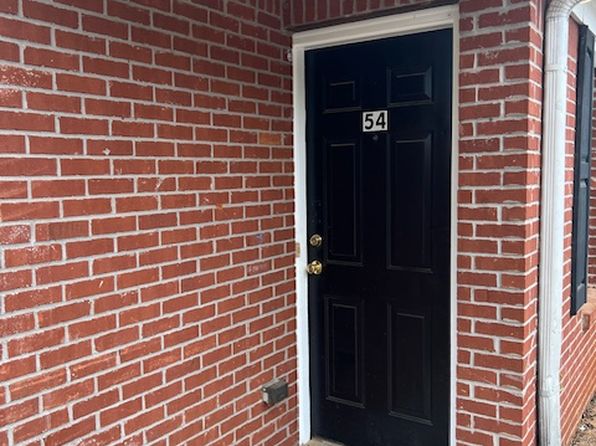 54 Oak Park Dr #54