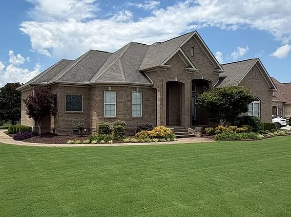 17437 Windermere Dr, Athens, AL 35611
