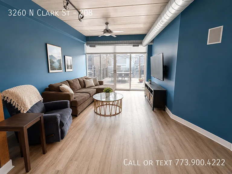 3260 N Clark St #208 — Photo 3