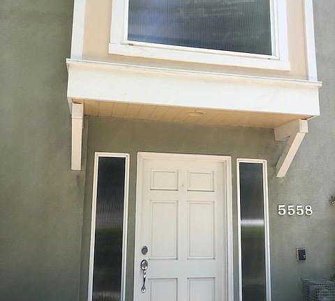 2nd image of 5558 W 190th St #5558
