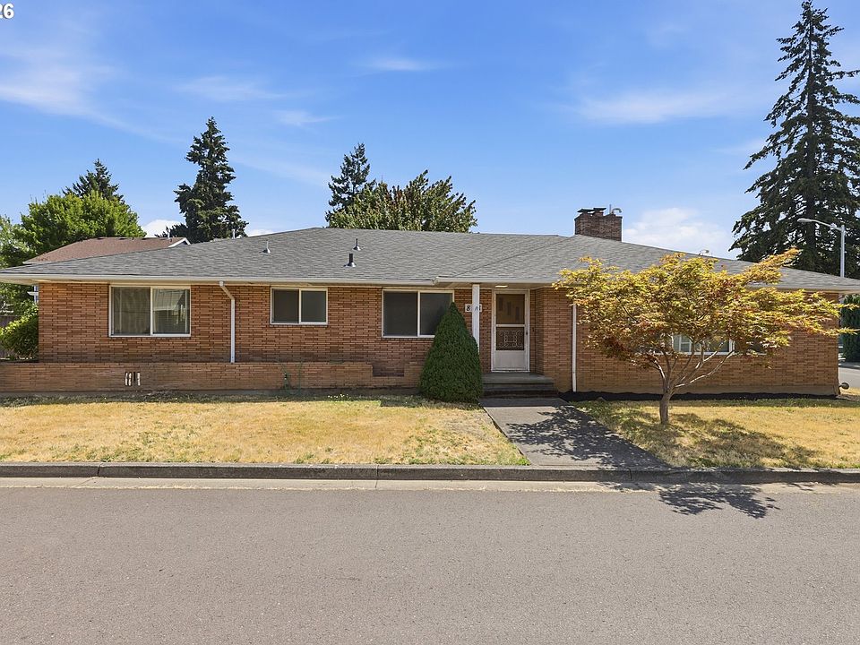 1st image of 858 N 20th Way