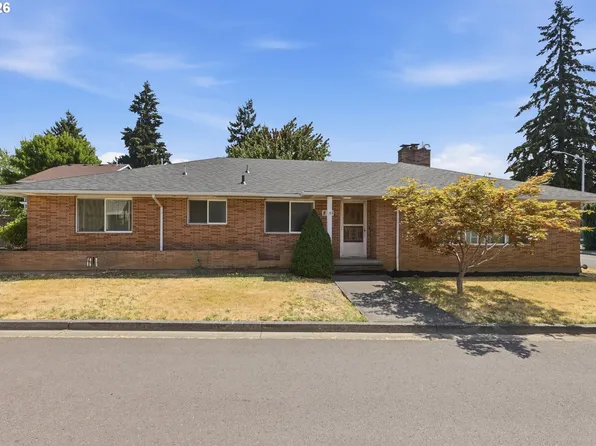 858 N 20th Way, Cornelius, OR 97113