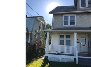 122 Delaware Ave, Riverside, NJ 08075