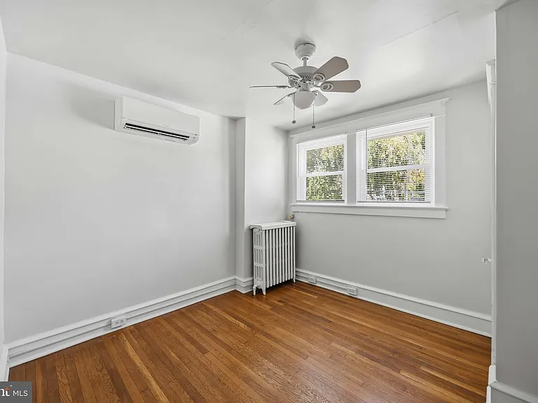 3323 Tilden St — Photo 27