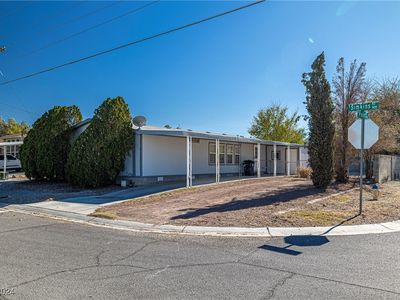 511 E Simkins Rd, Pahrump, NV, 89060