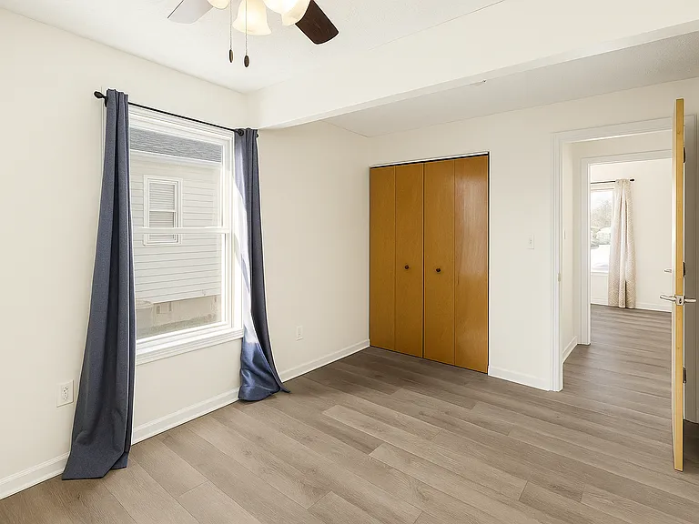 6174 Rutherford Ave — Photo 13