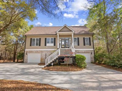 225 Red Maple Dr., Pawleys Island, SC, 29585
