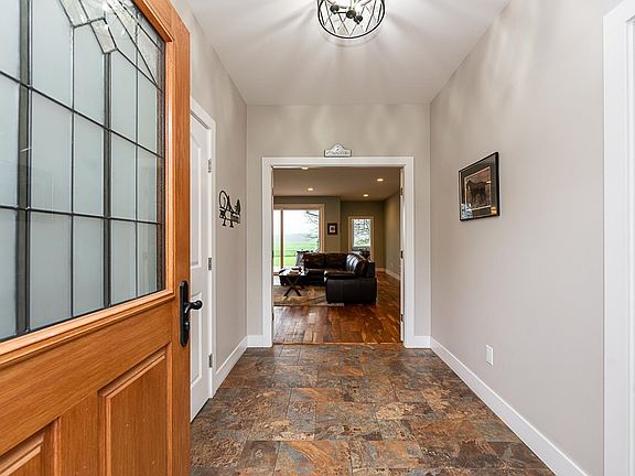 4th image of 7312 Martin Rd