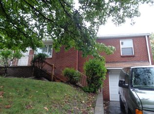 7865 Mount Carmel Rd, Verona, PA 15147