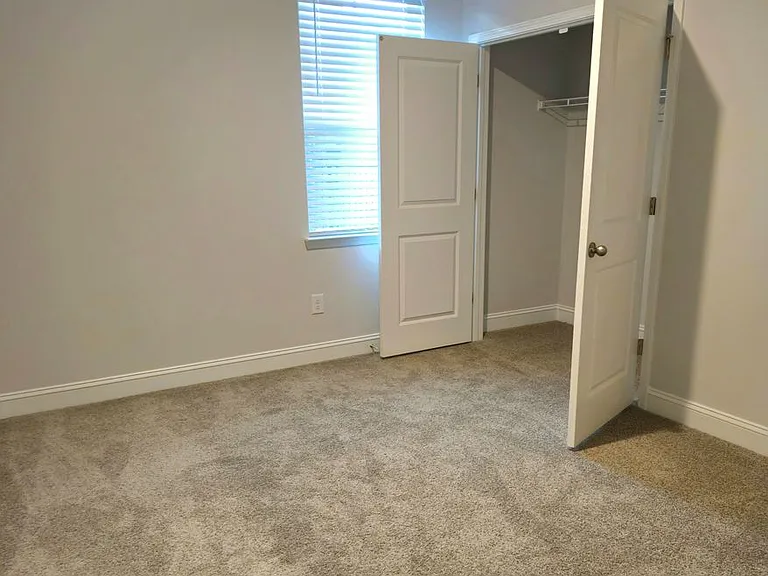 1000 Beechfield Ct — Photo 27