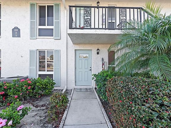 5th image of 219 Palm DR #1