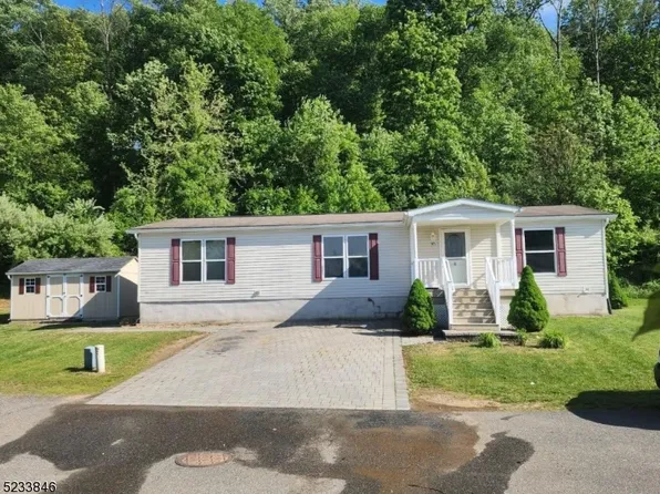 95 Valley View Estates, Oxford Twp., NJ 07863