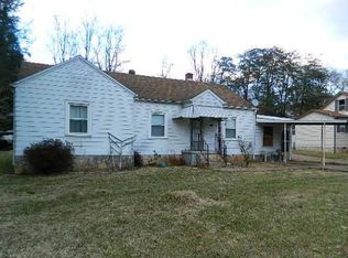 1139 Daniels Creek Rd, Collinsville, VA 24078