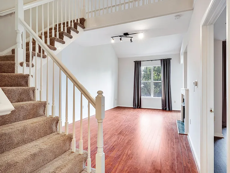 1645 International Dr #411 — Photo 9