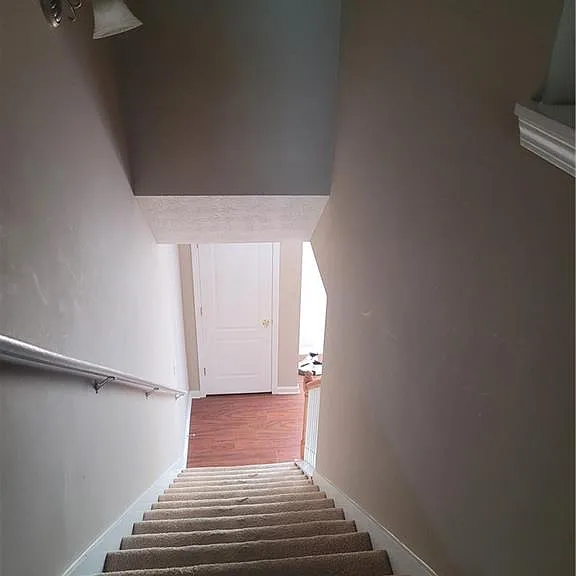 748 Georgetown Ct — Photo 9