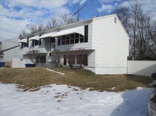 511 Monroe Ave, Edgewater Park, NJ 08010