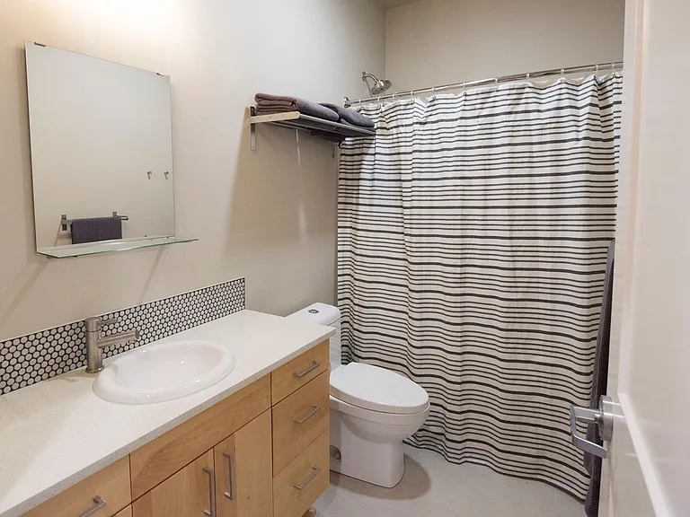 Brooklyn Yard Apartments — Photo 9