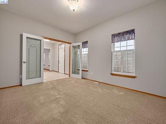 3rd image of 4520 Candy Mountain Ave