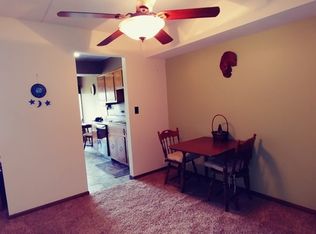 4908 Circle Ct APT 304, Crestwood, IL 60445