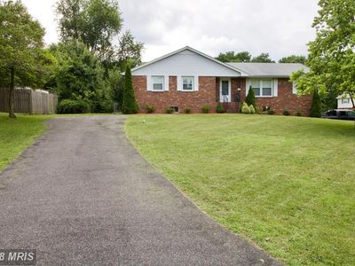208 Betty Lewis Dr, Fredericksburg, VA, 22405