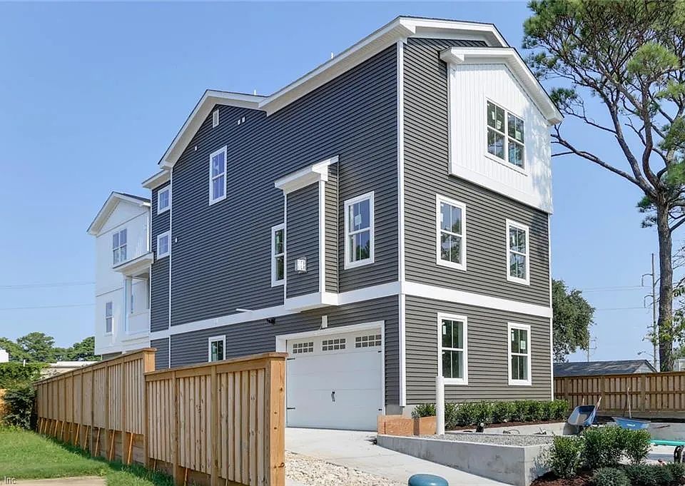 1st image of 3714 Clipper Bay Dr