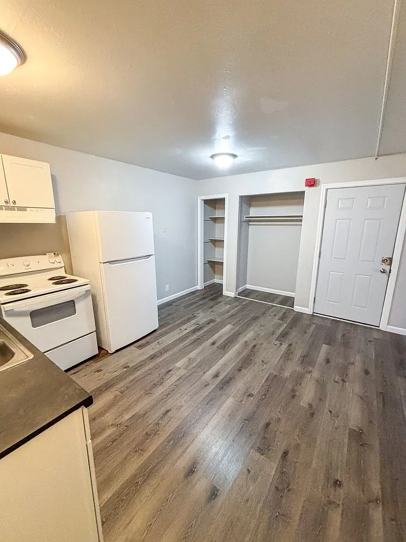 Polkview Apartments — Photo 4