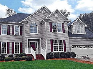 413 River Way Dr, Greer, SC 29651