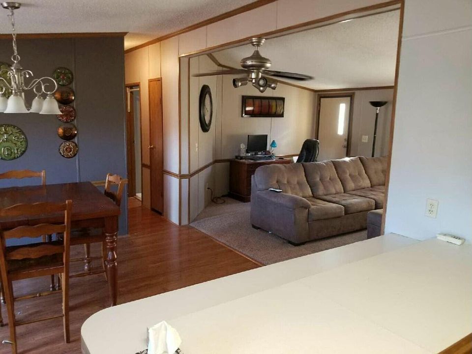 2nd image of 3927 34th St