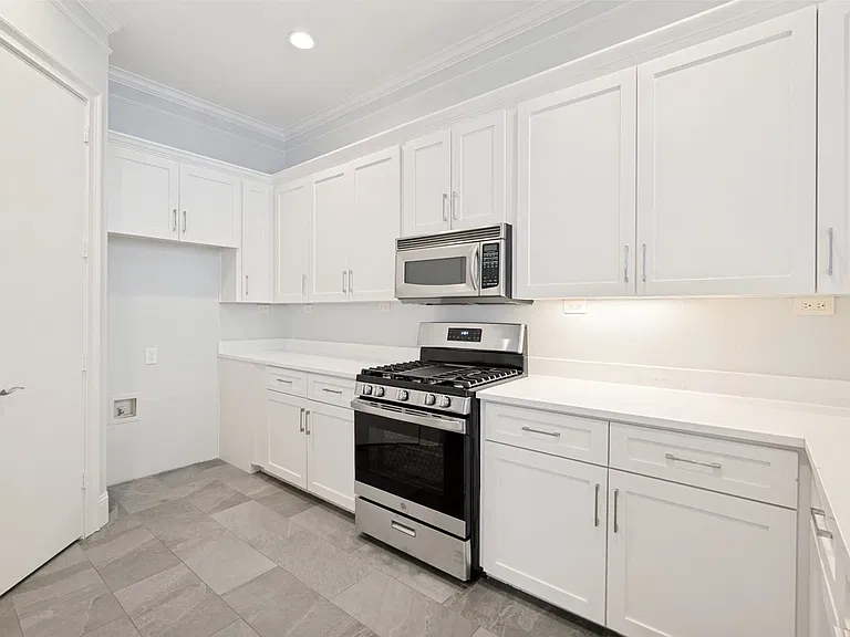 3967 Travis St — Photo 12