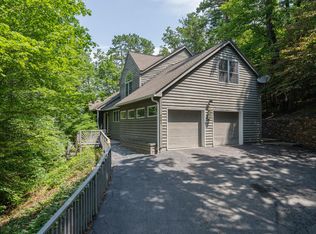 6604 Circleview Dr, Roanoke, VA 24014