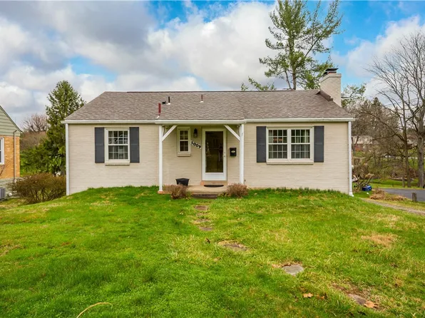 1009 Fairview Dr, Bethel Park, PA 15102
