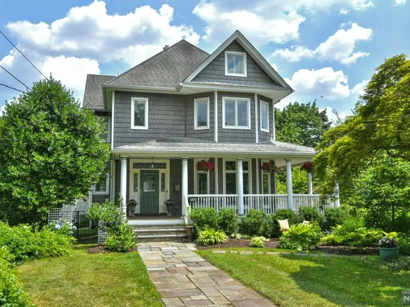 141 Lincoln Ave, Ridgewood, NJ 07450