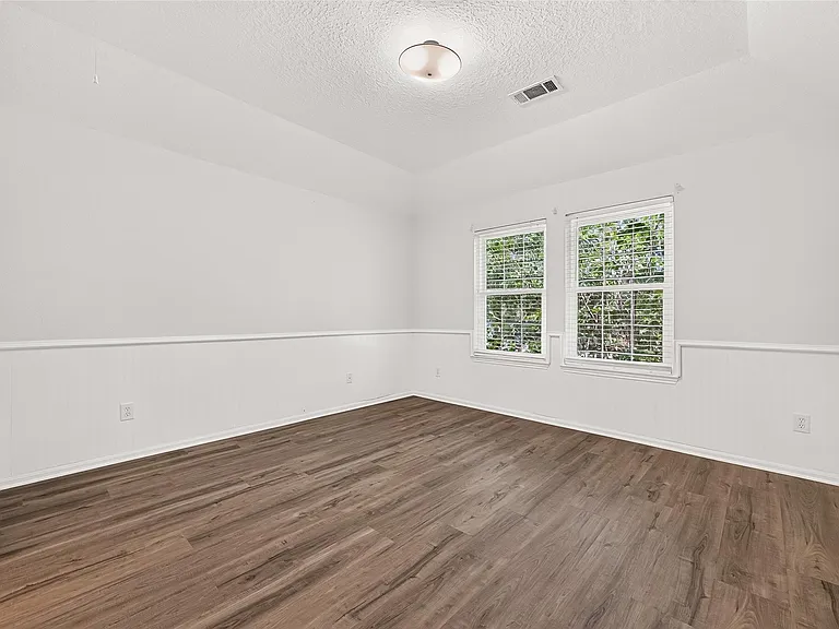 1415 Kennewick Ct — Photo 38