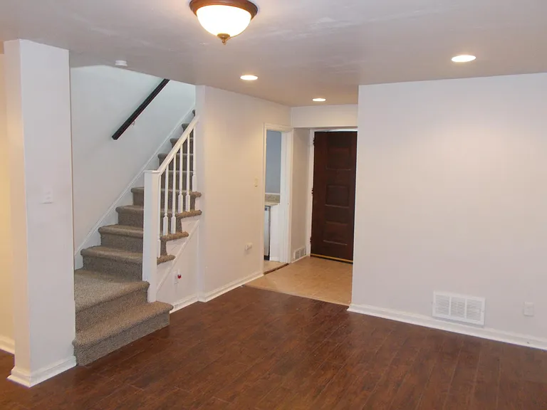 5 N Cannon Dr — Photo 5