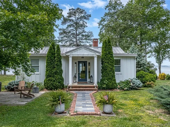 315 River Rd, Lancaster, VA 22503