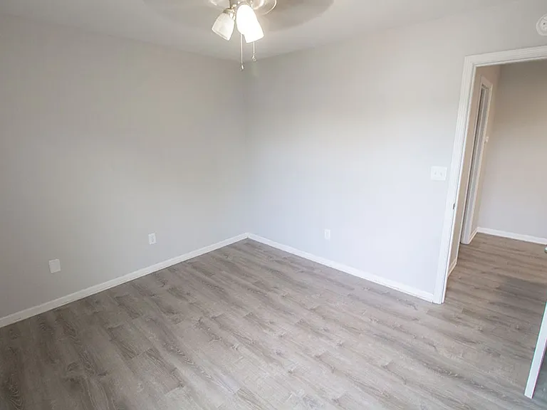 1602 High Quest Cir — Photo 9