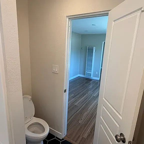 3 bed, $2,650 — Photo 2