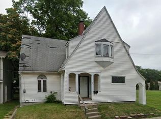 142 Perkins St, Pontiac, MI 48342