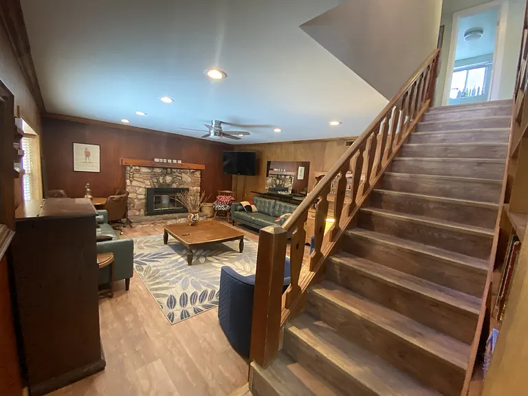 649 Job Ln — Photo 3
