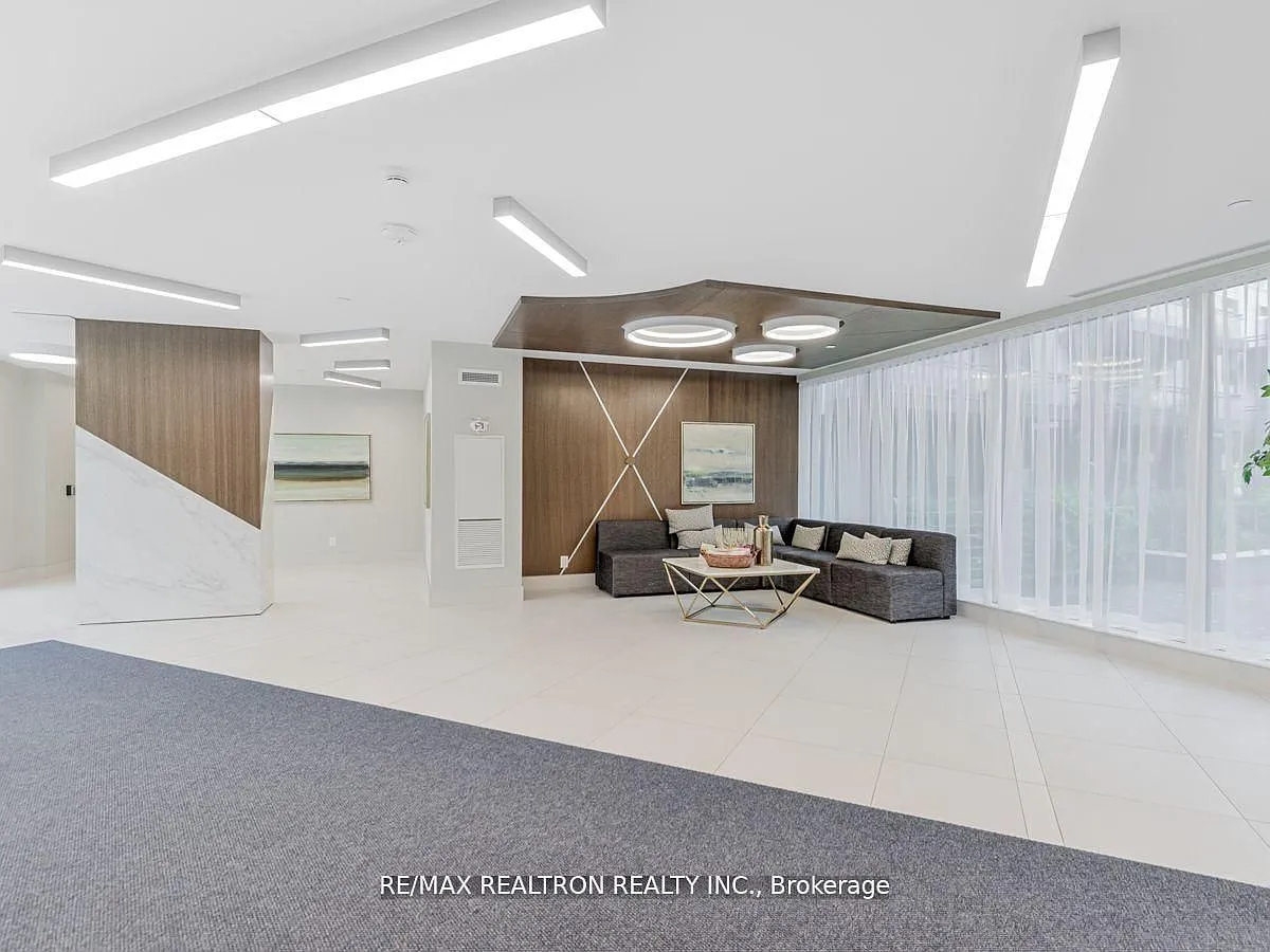 2 bed, $2,400 — Photo 3