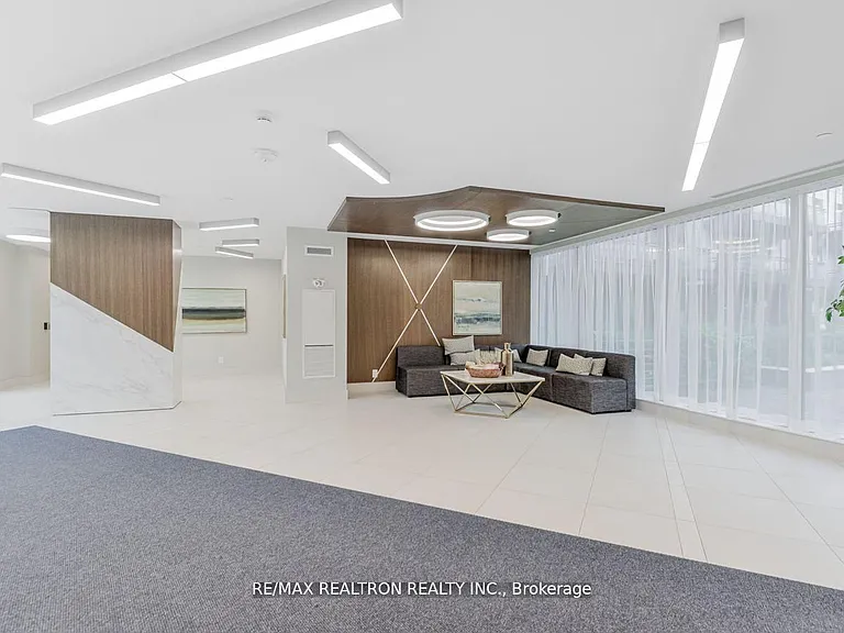 301 Sea Ray Ave #C210 — Photo 3